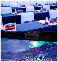 電子桌牌與液晶電子桌牌對(duì)比.png